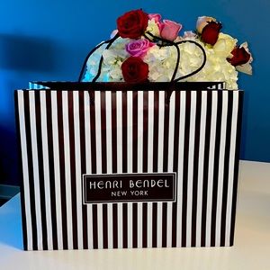 Henri Bendel XL Gift Bag 💯 Authentic